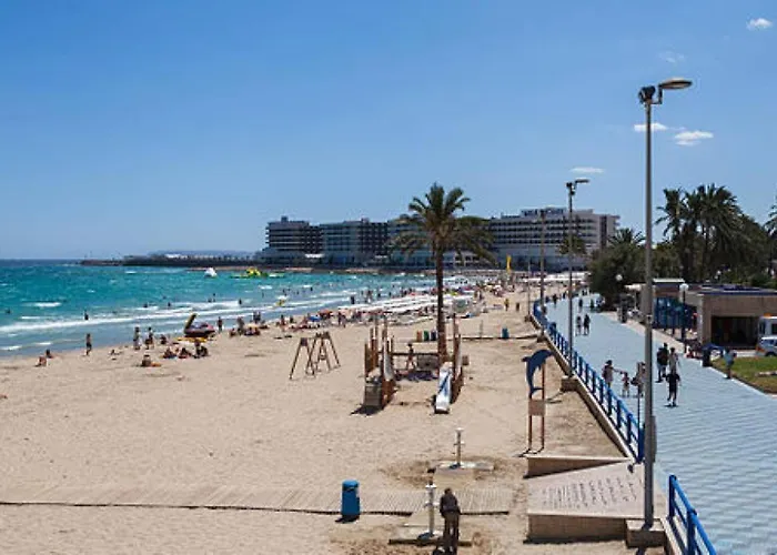 Postiguet Beach Flat
